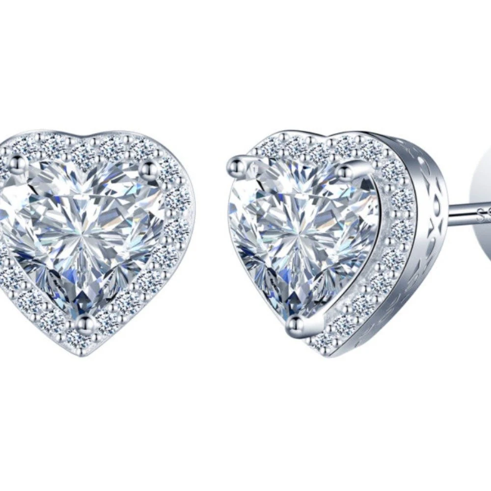 Brinco coração cravejado Moissanite 6,5x6,5mm 1ct 925, foto 1